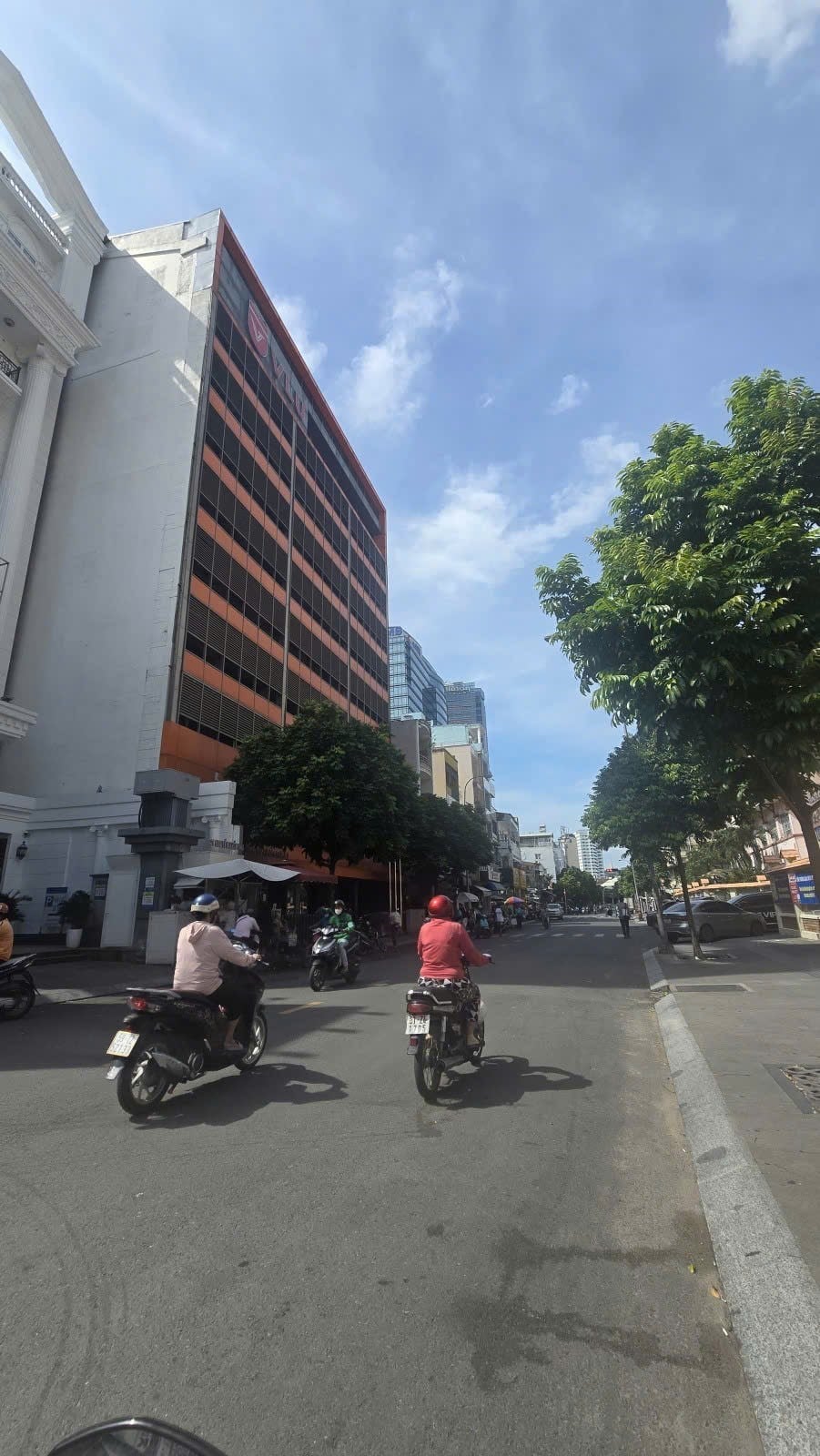 Bán nhà mặt tiền Nguyễn Khắc Nhu, Phường Cô Giang, Quận 1, 290m² - Đầu tư sinh lời bền vững!