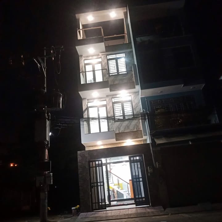 Nhà nguyên căn cho thuê tại phường Phú Hữu, Thủ Đức - Giá chỉ từ 13 triệu/tháng!