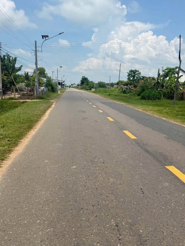 Đất thổ cư mặt tiền Quốc lộ 28, xã Hàm Liêm, 113m² chỉ 800 triệu - Cơ hội đầu tư tuyệt vời!