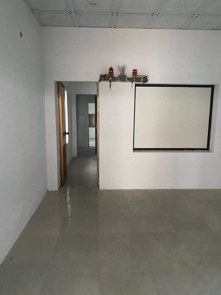 Nhà cấp 4 ngõ 34 Nguyễn Viết Xuân, Bích Đào 75.5m² giá 3.99 tỷ - Ô tô vào tận cửa!