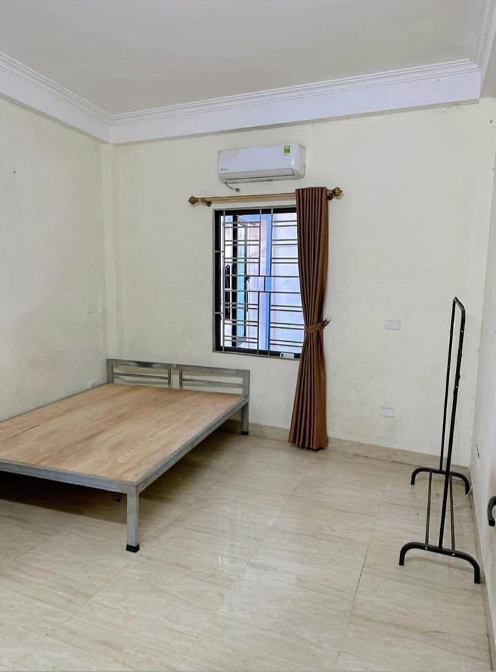 Cho thuê phòng trọ tại Cầu Diễn, 24m² giá chỉ từ 2.5 triệu - Nhanh tay liên hệ!