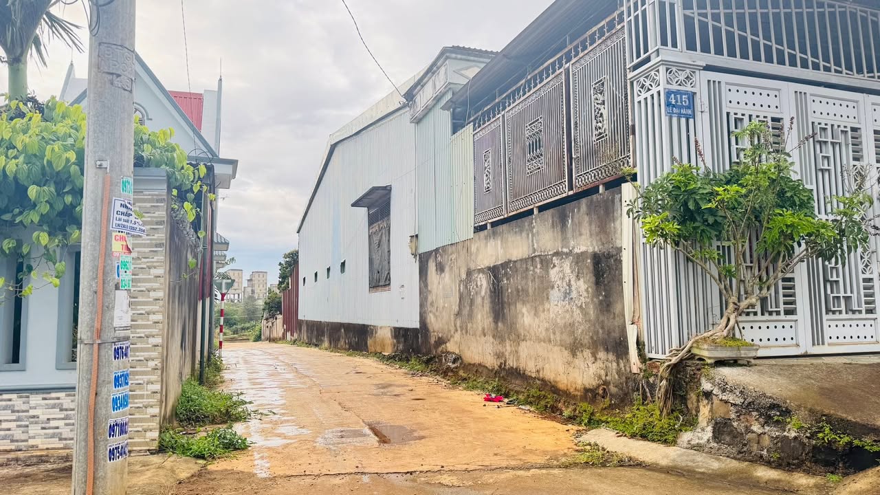 Đất thổ cư 100m² tại hẻm 415 Lê Đại Hành, Pleiku - Giá chỉ 800 triệu!