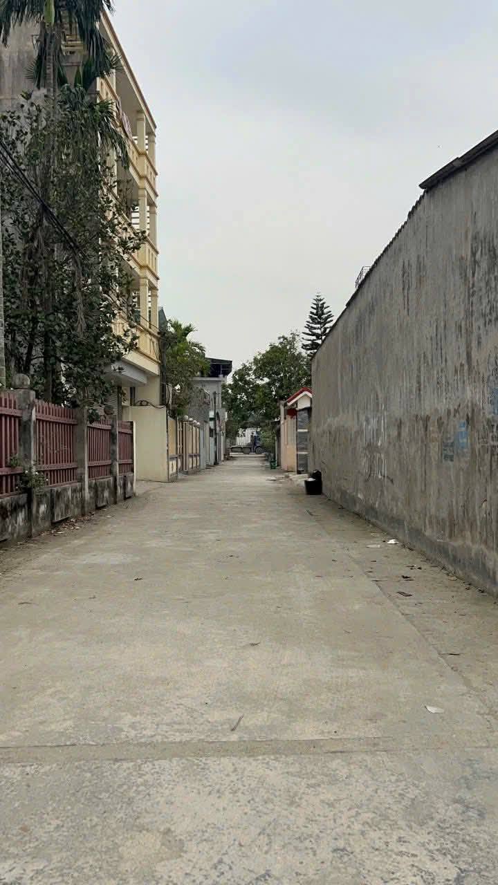 Đất thổ cư 70m² thôn Năm, Lai Cách, Cẩm Giàng chỉ 1.1 tỷ - Đường ô tô vào thoải mái!