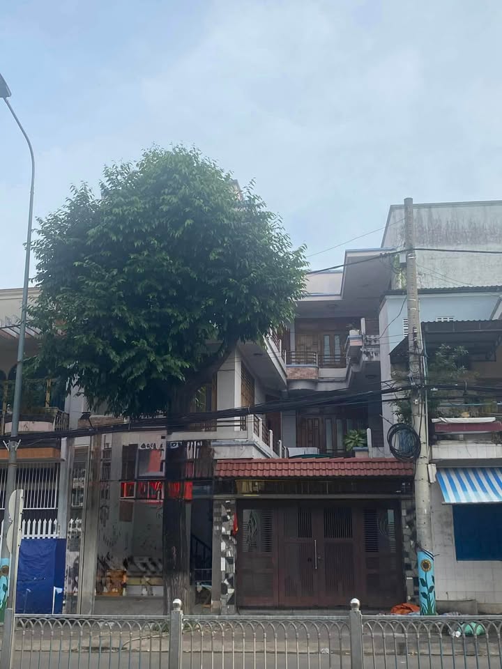 Nhà mặt tiền Trần Hưng Đạo, Phan Thiết 170m² giá 10.5 tỷ - Cơ hội đầu tư tuyệt vời!