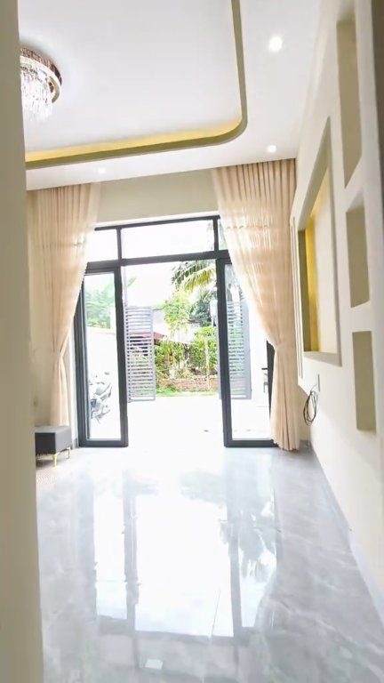 Nhà đẹp Phường Long Thành Trung 86m² giá 1.29 tỷ - Hướng Đông, sân ô tô
