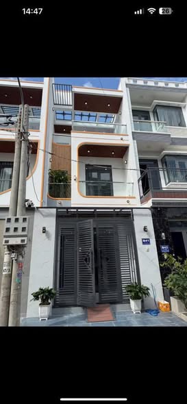Nhà 3 Tầng Đẹp Long Hậu Cần Giuộc 64.5m² giá 3.85 tỷ - Sẵn sàng ở ngay!
