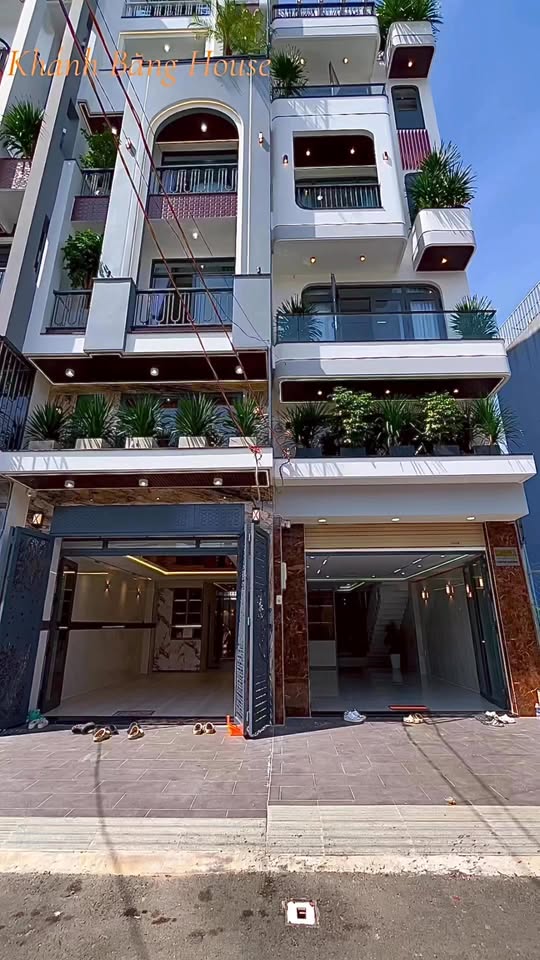 Bán gấp FrontHouse Lê Đức Thọ 92m² giá 13.8 tỷ - Siêu phẩm thang máy, đầy đủ nội thất!