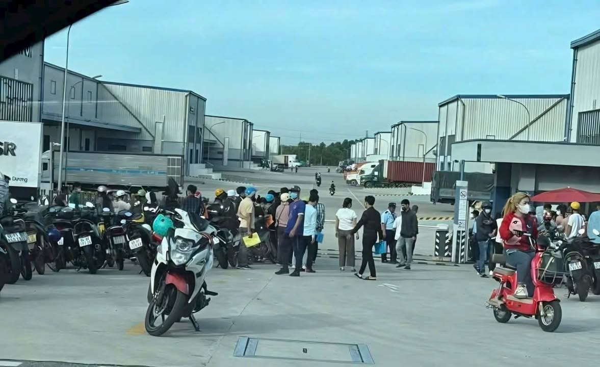 Đất nền góc mặt tiền NA2, Bến Cát, 300m² giá chỉ 8 tỷ - Cơ hội đầu tư tuyệt vời!