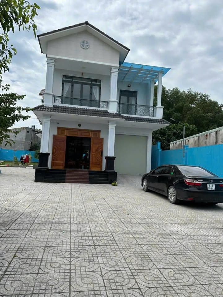 Biệt thự 880m² tại Phường Thái Hòa, Tân Uyên - Giá 13.5 tỷ, Không gian sống lý tưởng!