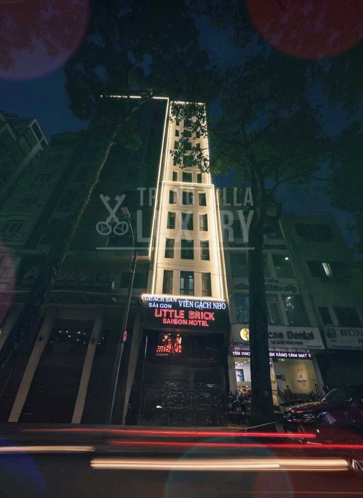 Khách sạn Little Brick Hotel 112m² giá 115 tỷ - Cơ hội đầu tư hiếm có!