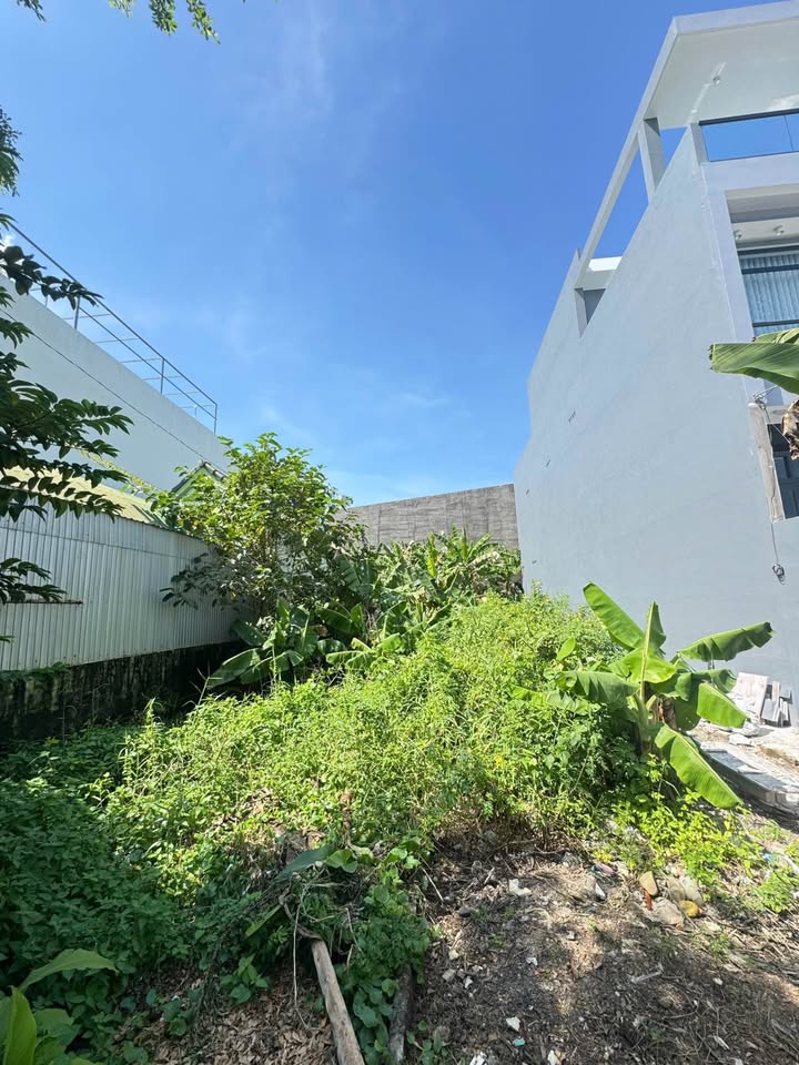 Đất nền đường Đỗ Văn Sến, Tân Xuyên, 112.5m² chỉ 935 triệu - Sổ hồng riêng, dân cư đông đúc!