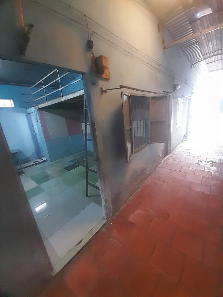 Phòng trọ ấp 3, Đông Thạnh, Hóc Môn 15m² giá 1.3 triệu - Dọn vào ở ngay!