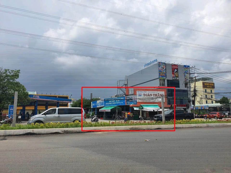 Cho thuê lô góc 2 mặt tiền đường Bình Giã 240m² - Cơ hội vàng cho mô hình kinh doanh!