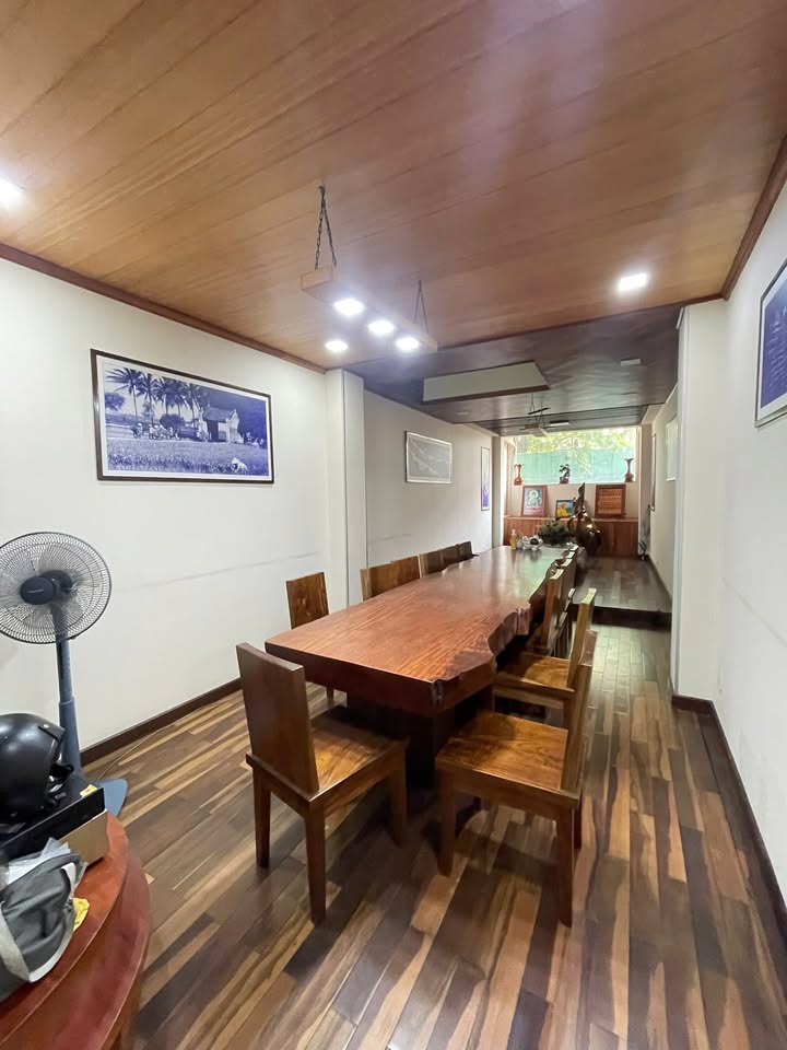 Văn phòng cho thuê tại Tô Hiến Thành, quận 10 - Diện tích 95m², nội thất đầy đủ chỉ 15 triệu!