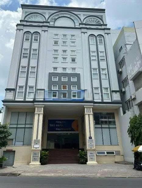 Cho thuê toà nhà Building Út Tịch Quận Tân Bình 3200m² giá 600 triệu - Kinh doanh đa dạng