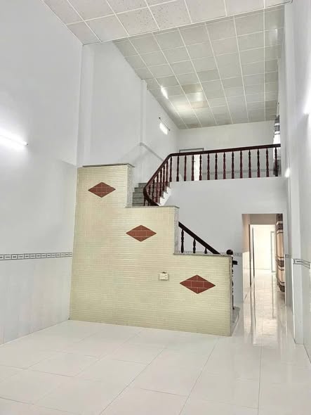 Nhà trệt lầu hẻm 19 Lê Hồng Phong, quận Bình Thủy, 90m² giá 1.9 tỷ - Thương lượng tốt!