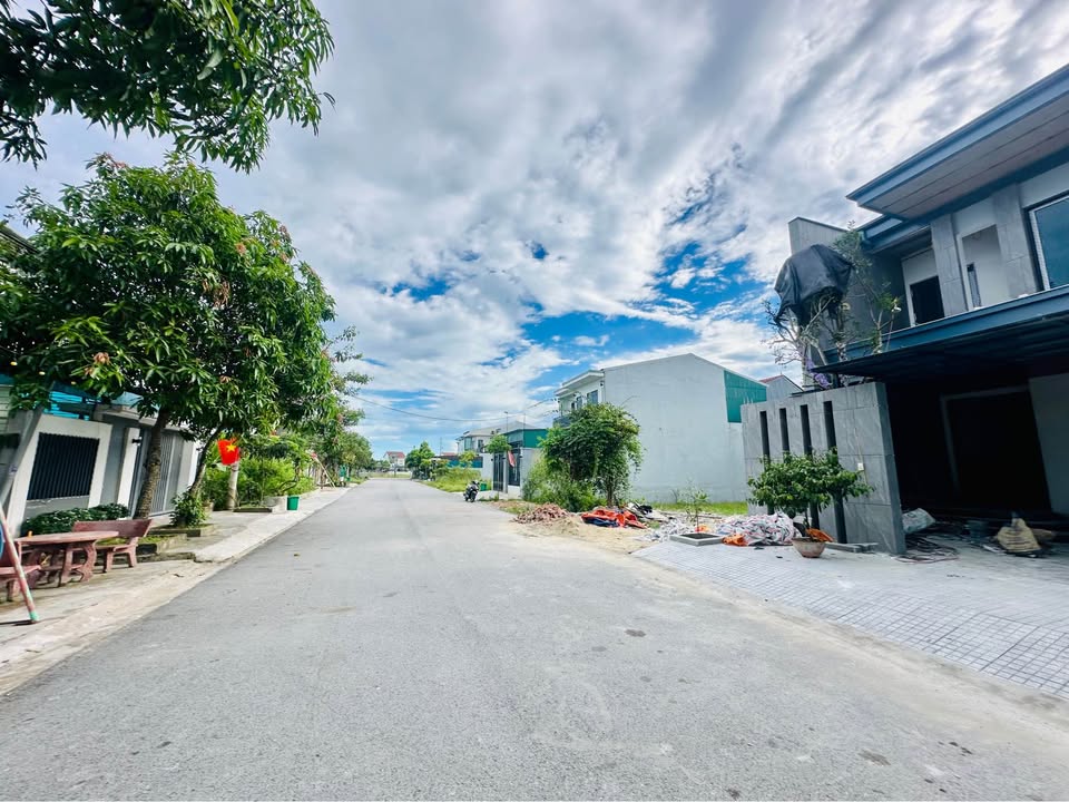 Đất nền Thạch Hưng 168m² giá 3 tỷ - Vị trí đắc địa, đầu tư sinh lời!