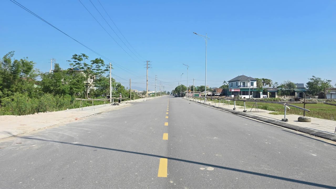 Đất lô góc Thạch Hưng, Hà Tĩnh 174,3m² giá 4 tỷ - Đường rộng thoáng, vị trí đắc địa!