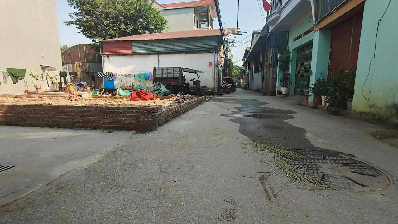 Đất nền Hương Mạc Từ Sơn 40m² giá 1 tỷ - Vị trí đắc địa, sổ hồng chính chủ!