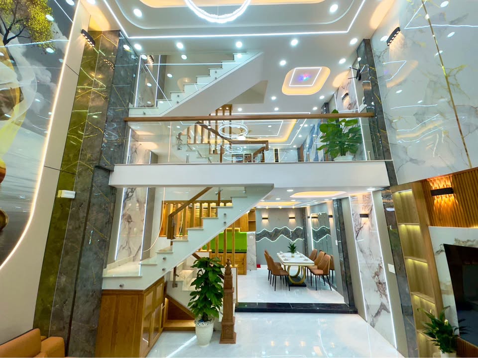 Nhà lầu 5 tầng Lê Văn Khương, Q.12 - Giá 6.36 tỷ, Full nội thất cao cấp!