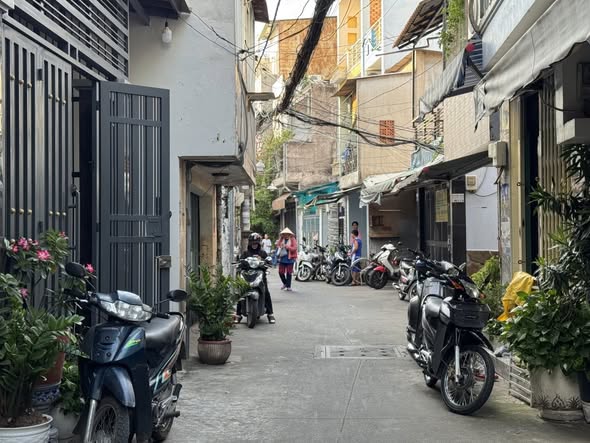 Nhà phố Xô Viết Nghệ Tĩnh, Bình Thạnh 18m² - Sổ riêng, hoàn công đầy đủ!