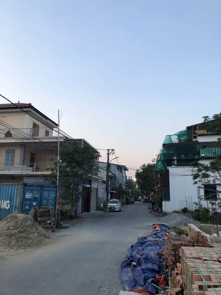 Đất nền Quán Bàu Vinh 71.8m² giá 3 tỷ - Vị trí đẹp, giao thông thuận lợi!