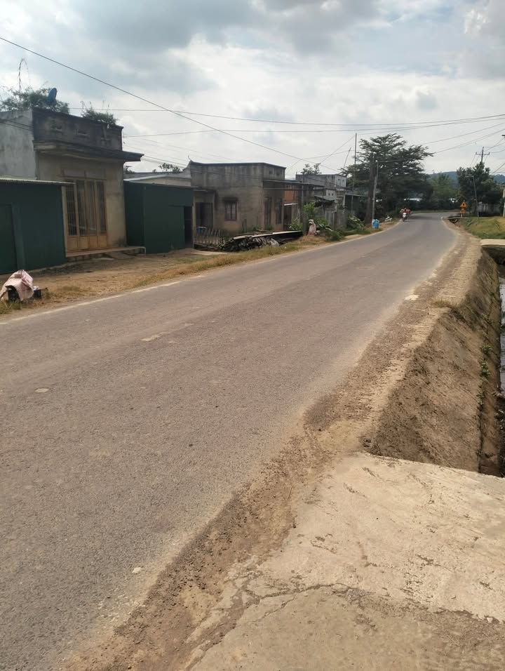 Đất nền mặt tiền đường Tân Văn, Lâm Hà 750m² giá 2.6 tỷ - Cơ hội đầu tư tuyệt vời!