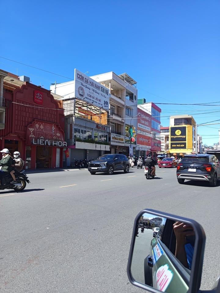 Cho thuê nhà nguyên căn mặt tiền đường 3/2, Đà Lạt 350m² - Kinh doanh đa ngành nghề