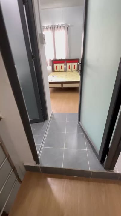 Căn hộ Studio ban công 60m² tại 60 Bắc Hải, Quận 10 - Giá thuê thỏa thuận, tiện ích đầy đủ!