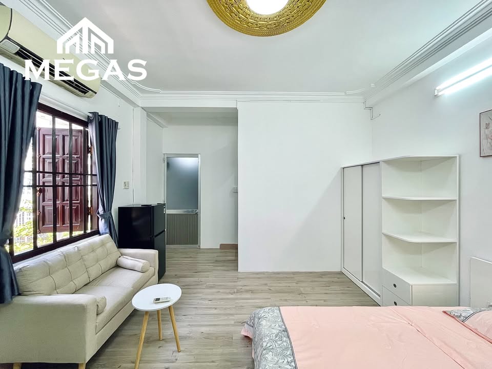 Cho thuê Studio đường Thành Thái Q10 - Full nội thất, hẻm ô tô tiện lợi!