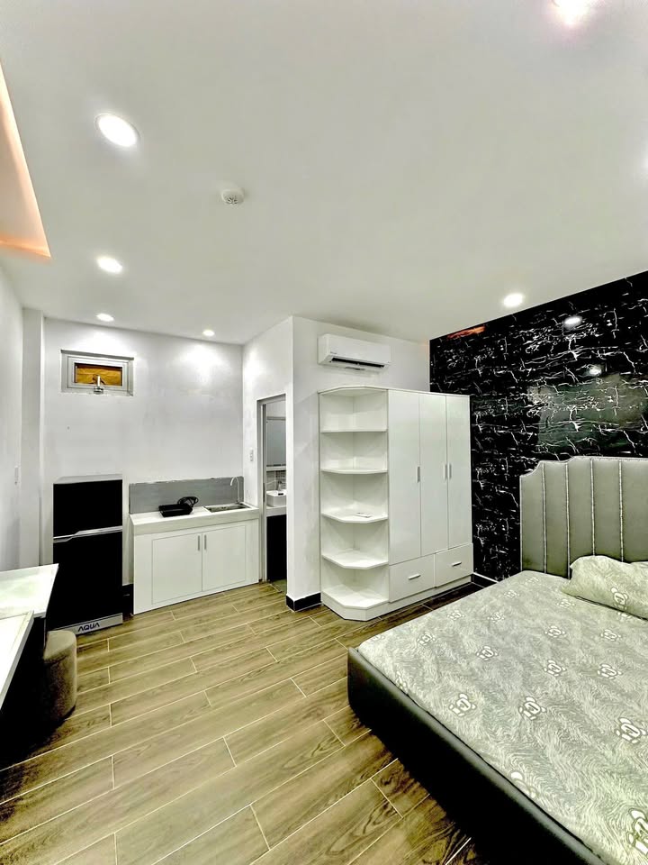 Phòng cho thuê tại Cách Mạng Tháng 8, Quận 10 - Thang máy tận phòng, full nội thất!