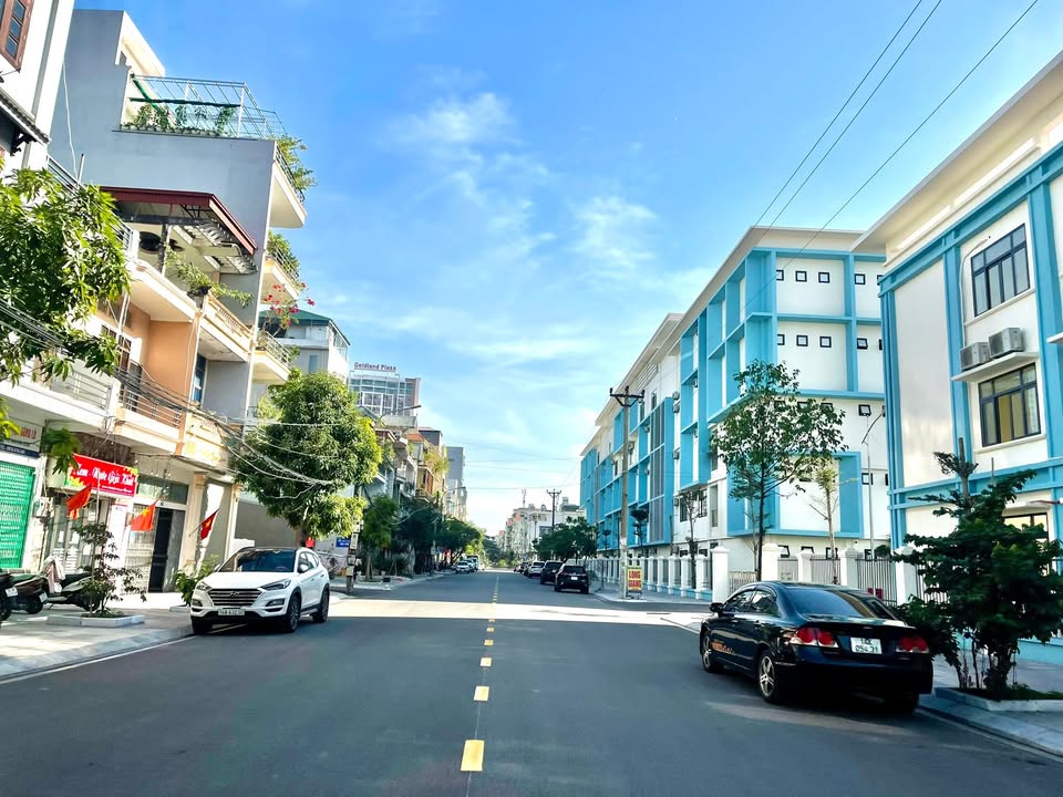 Đất Hồng Hải, Hạ Long 68.4m² giá 10 tỷ - Vị trí trung tâm, tiện ích đầy đủ!