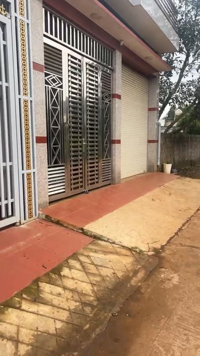 Nhà phố Krông Năng 150m² giá thỏa thuận - Vị trí đắc địa, nở hậu