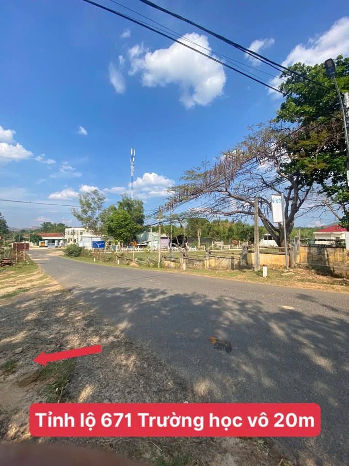 Đất nền Đăk Rơ Wa, Kon Tum 105m² - Tiện ích đầy đủ, phù hợp xây nhà ở và kinh doanh!