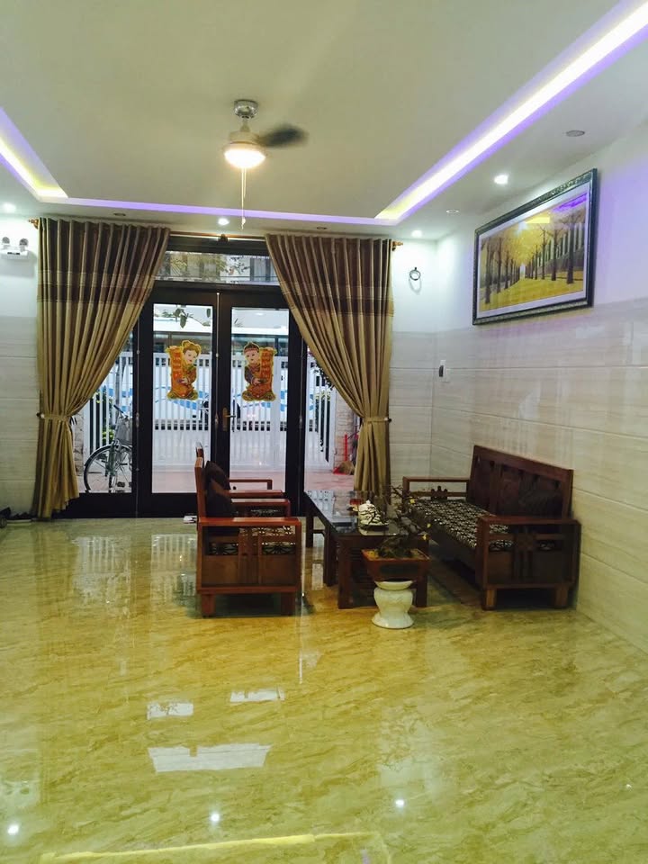 FrontHouse 3 tầng đường Đào Duy Từ, Cẩm Phô, 125m² - Giá tốt, thương lượng mạnh!