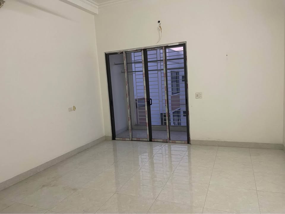 Nhà 3 tầng đường Hồ Ngọc Lân, Bắc Ninh 100m² - Chính chủ bán gấp!