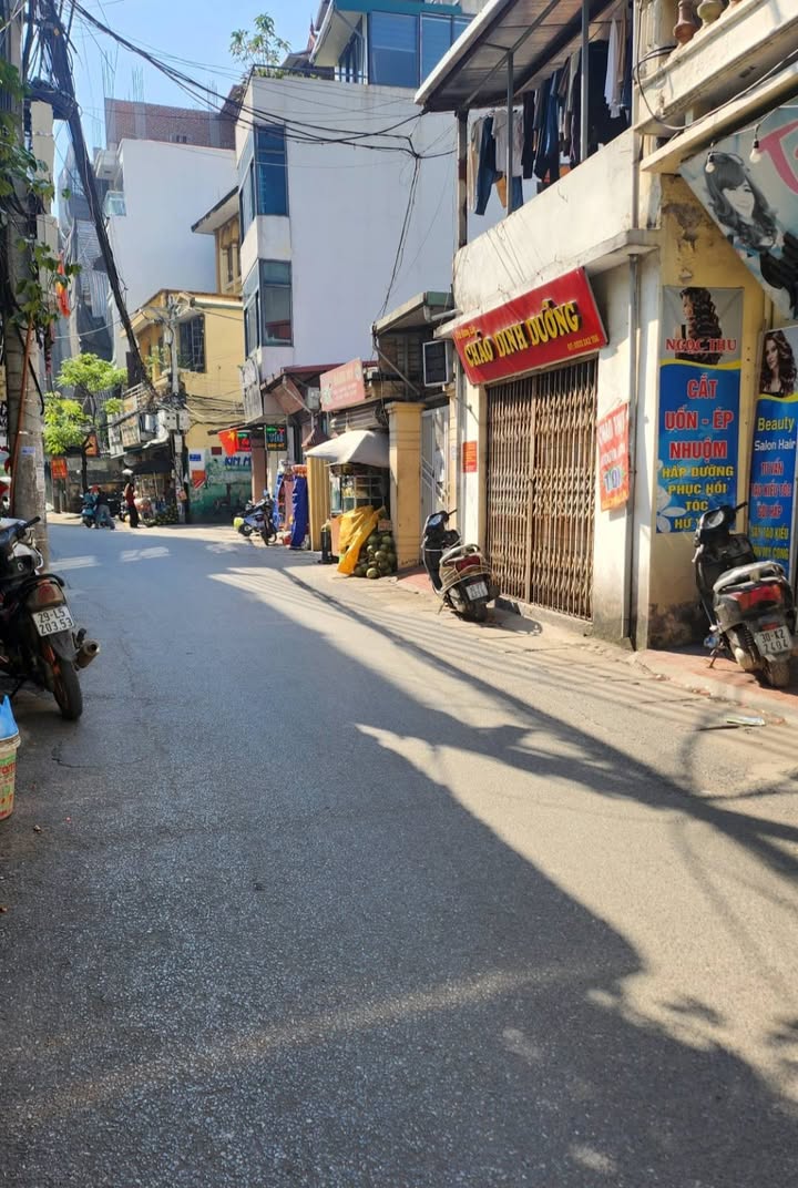 Đất đẹp Tây Hồ 110m² giá 27.3 tỷ - Chính chủ bán gấp, ô tô tránh nhau!