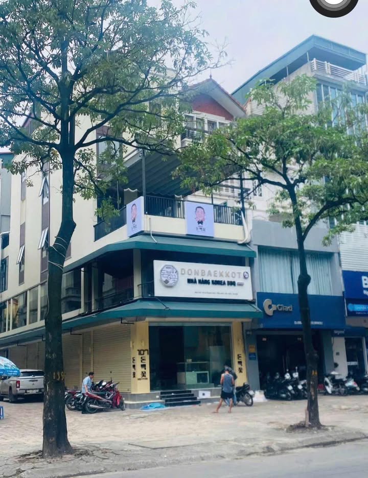 Nhà mặt phố Vũ Phạm Hàm, Trung Hòa 150m² - Thích hợp kinh doanh ăn uống