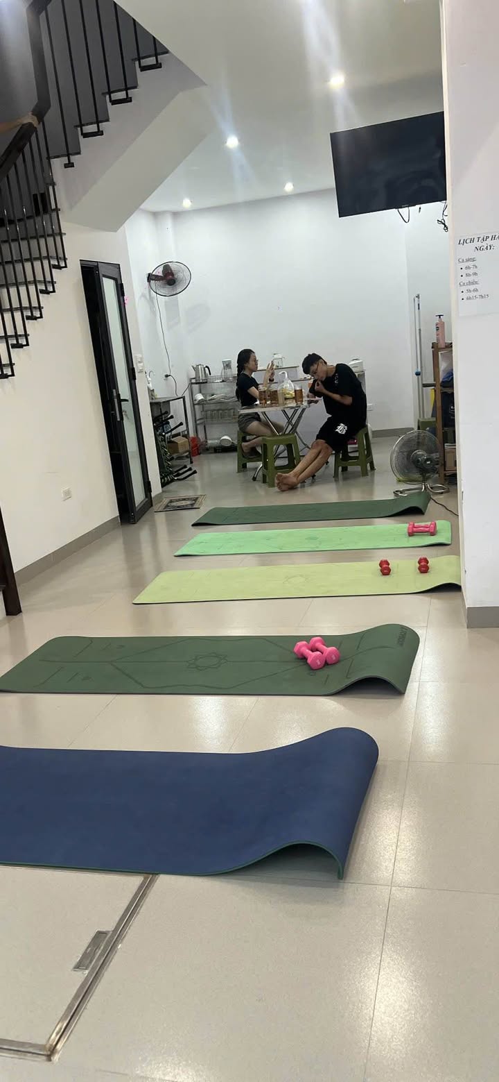 Cửa hàng cho thuê mặt đường Giáp Bát 50m² - Kinh doanh ngay lập tức!