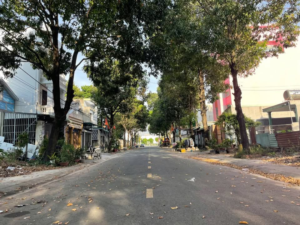 Dãy trọ Hòa Phú Thủ Dầu Một 135m² giá 8 triệu - Thu nhập ổn định ngay!