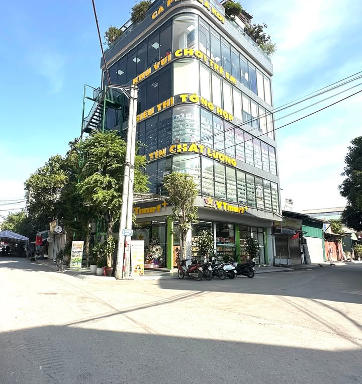 Nhà 3 tầng Vĩnh Ngọc 62.9m² giá 8.5 tỷ - Ô tô vào nhà, đón Tết ngay!