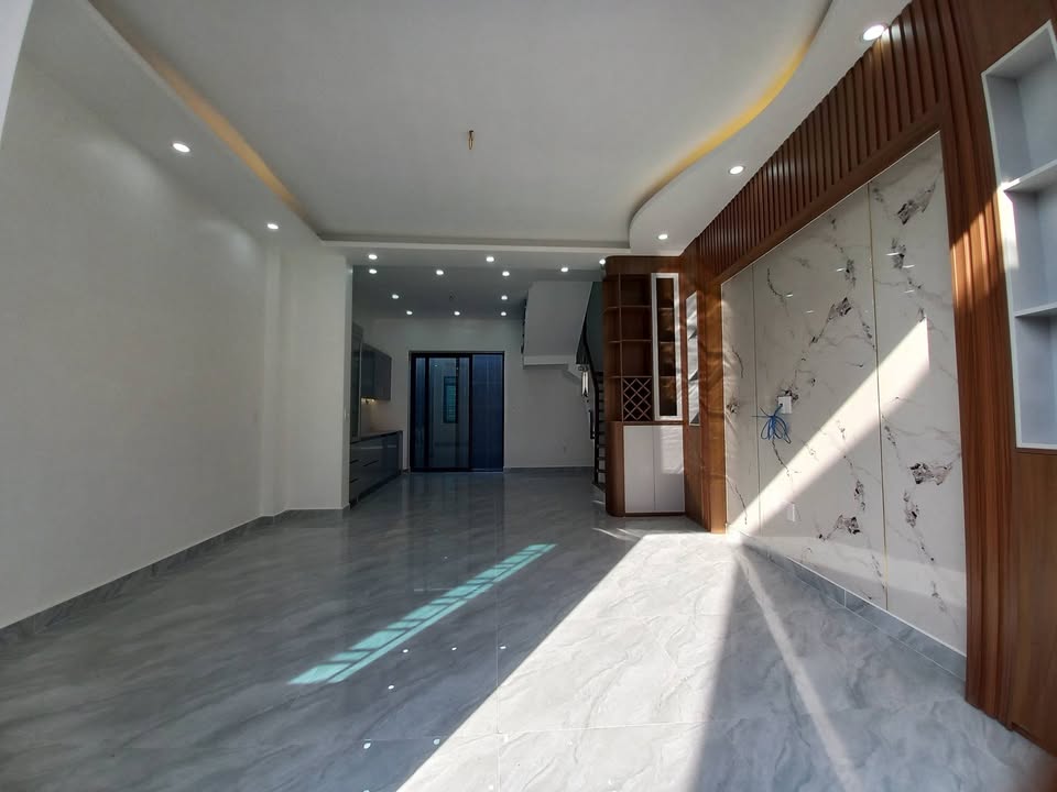 Nhà 3 tầng độc lập Hồng Thái, An Dương, 60m² - Tiện ích vượt trội, giá thương lượng!