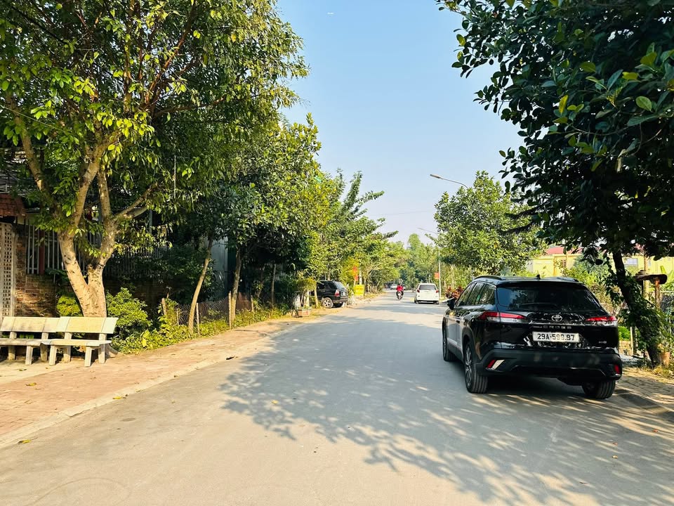 Đất Xóm Chúc, Tam Sơn 146m² giá 2 tỷ - Đường ô tô tránh nhau, dân cư đông đúc!