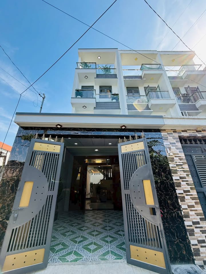 Nhà phố An Phú Đông 75m² giá 5.55 tỷ - Ô tô vào tận nhà!