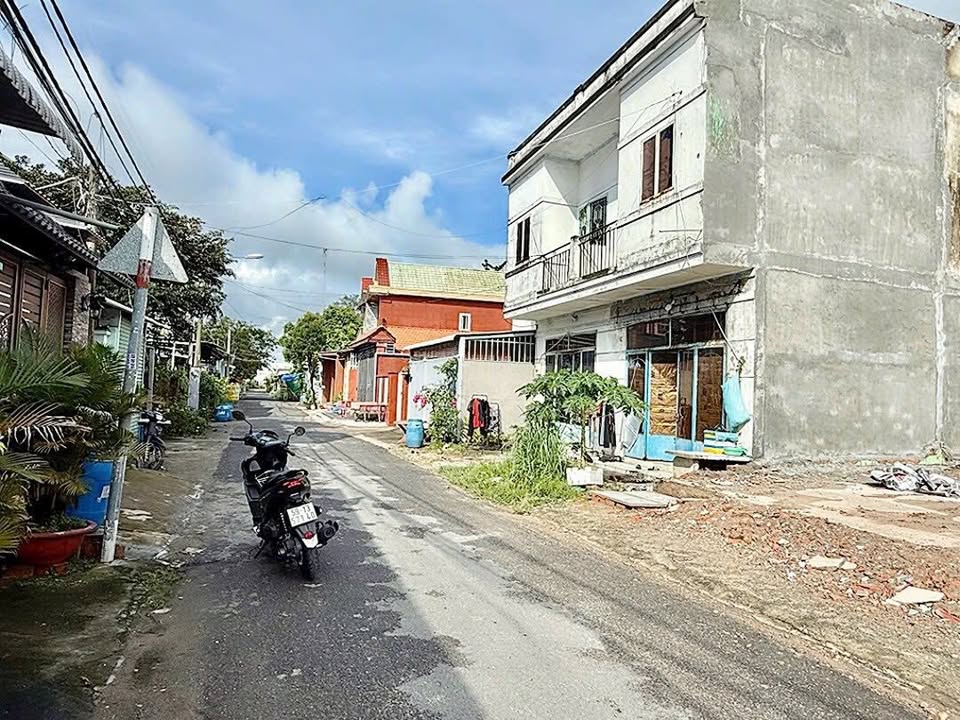 Đất thổ cư Phước Vĩnh An, Củ Chi 110m² giá 2.35 tỷ - Mặt tiền đường nhựa