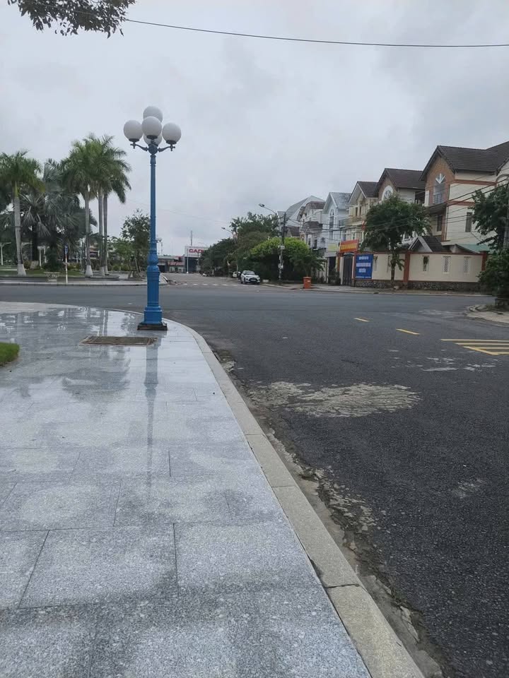 Đất nền bán gấp đường Nguyễn Văn Thượng 125m² giá 1.899 tỷ - Đối diện công viên