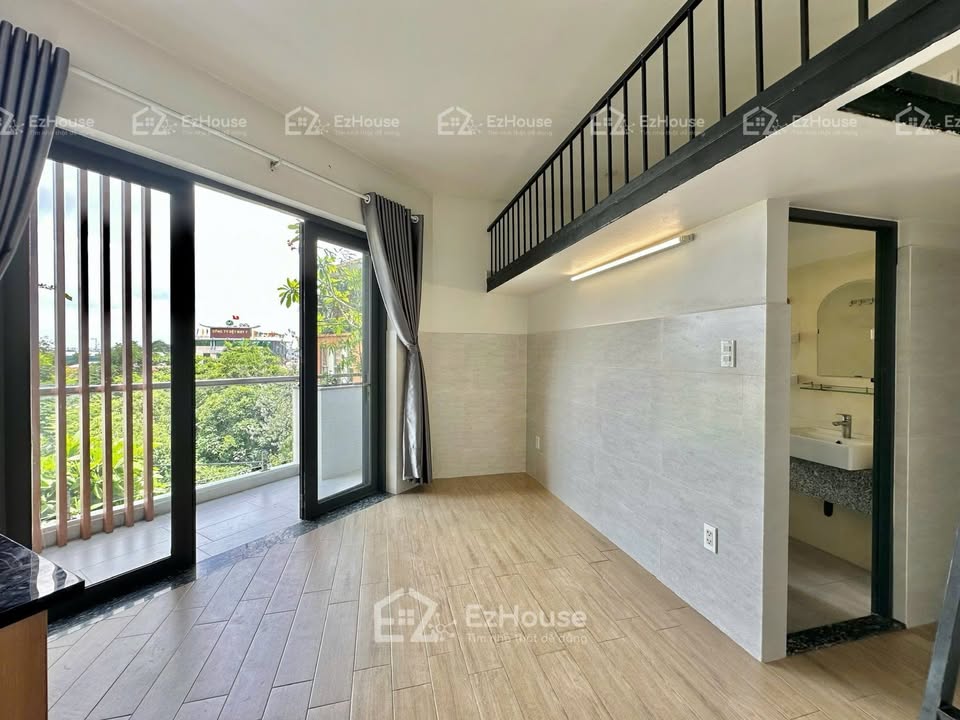 Phòng cho thuê duplex bancol tại Nguyễn Hiến Lê, Tân Bình - Full nội thất, an ninh 24/7!