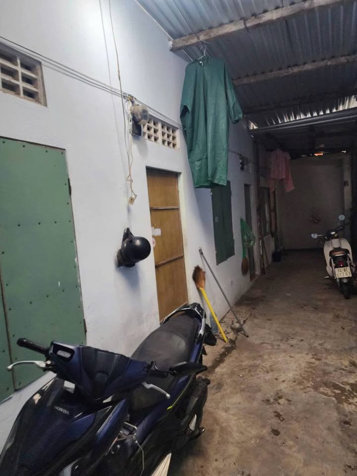 Dãy trọ 5 phòng kiệt 34 Âu Cơ, Liên Chiểu, Đà Nẵng 95m² giá chỉ 2.7 tỷ - Chính chủ bán gấp!