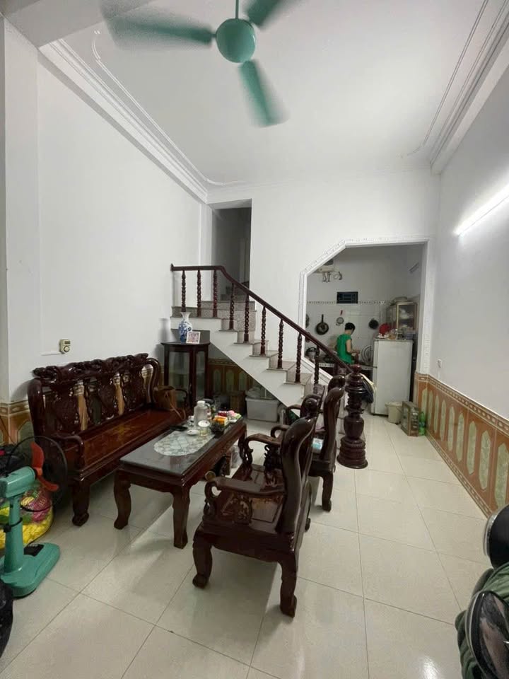 Nhà 2.5 tầng Tiền Phong Thái Bình 40m² giá 1.5 tỷ - Gần ngõ xe máy tránh nhau!