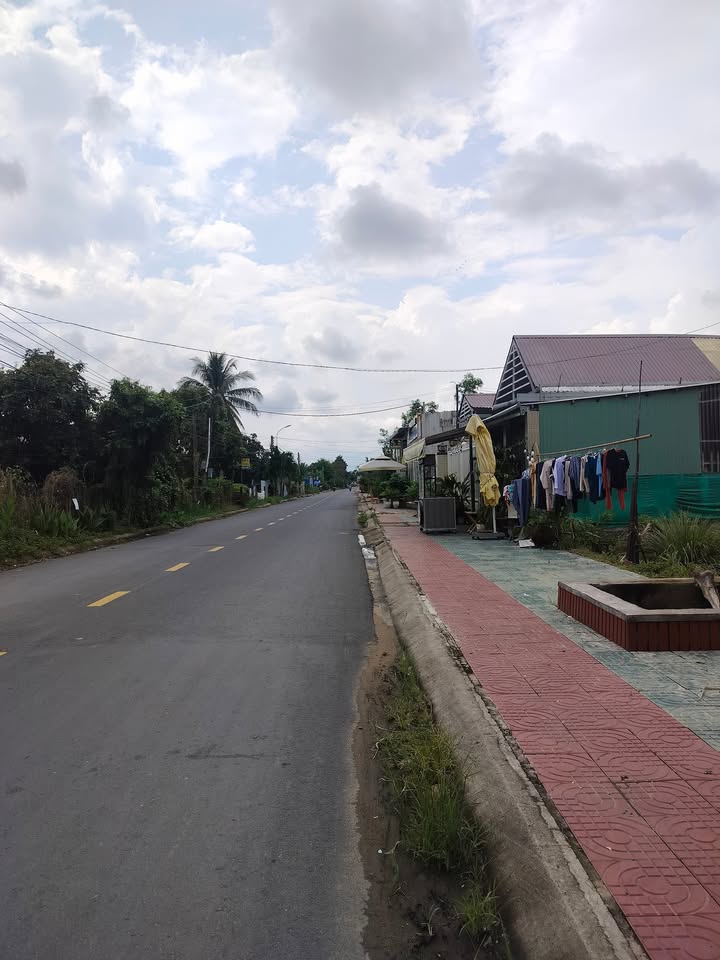 Đất mặt tiền đường Huỳnh Văn Ngò, Càng Long, 1350m² giá 3.3 tỷ - Cơ hội đầu tư sinh lời!